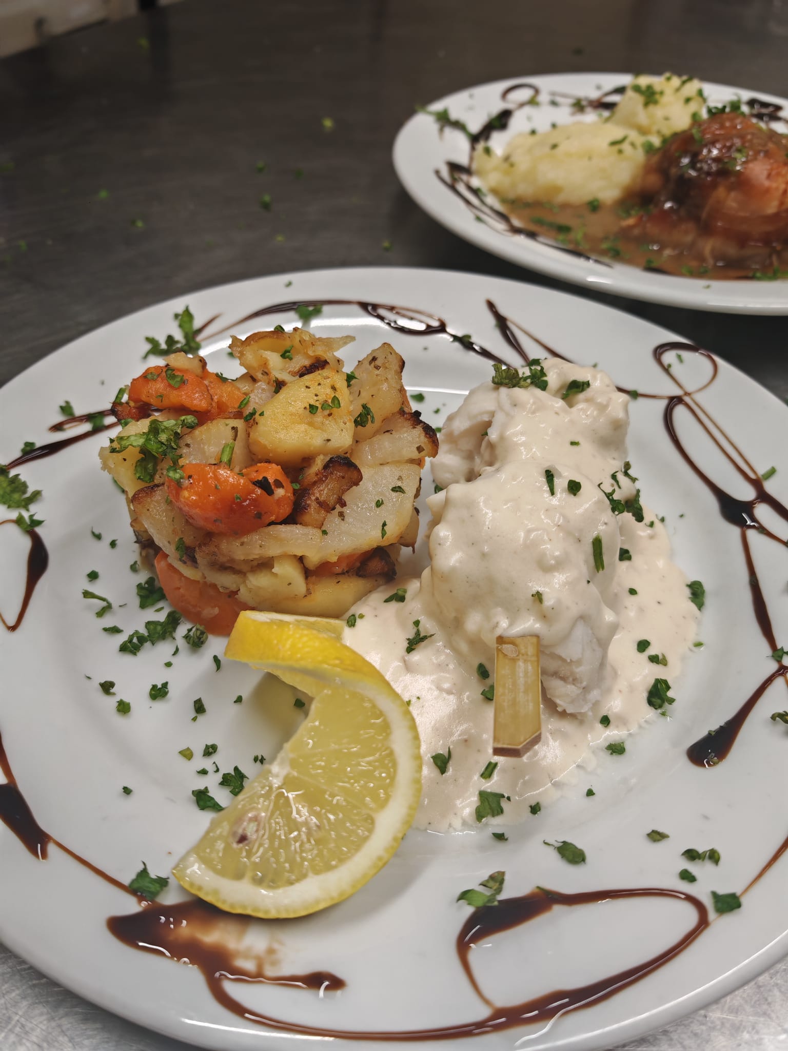 Fish and chips sauce tartare legumes poeles